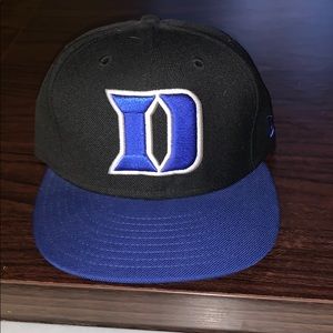 Size 7 fitted New Era Duke hat